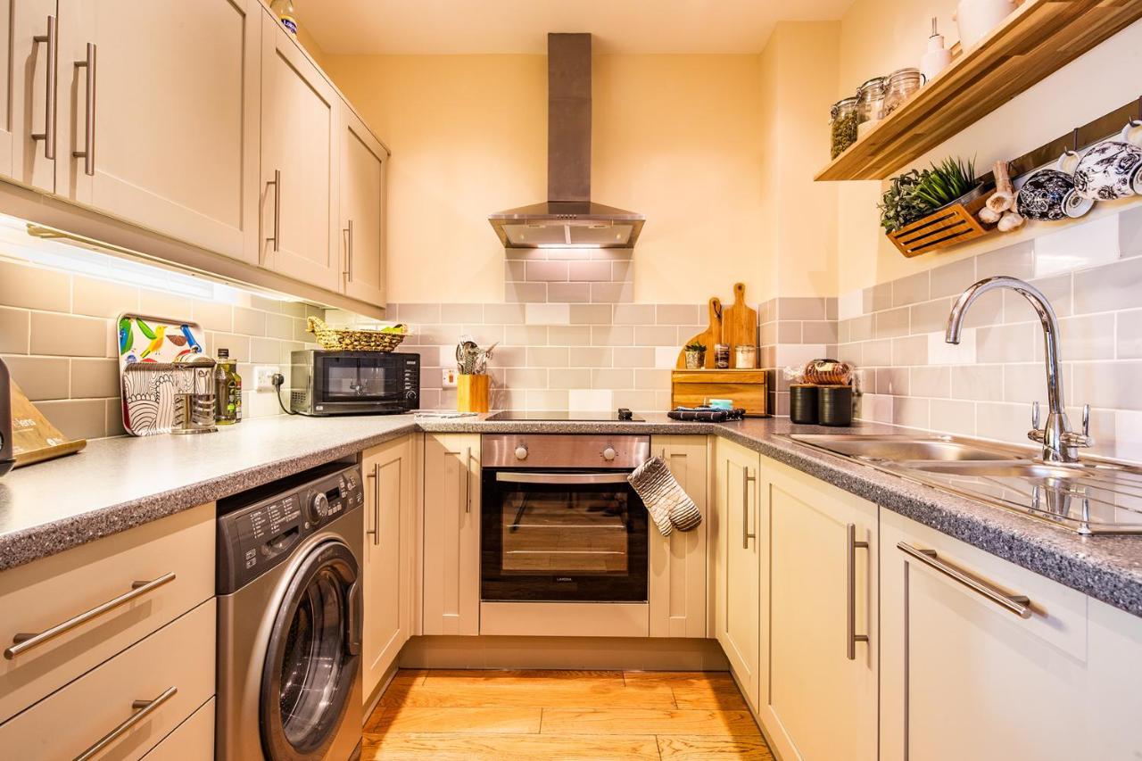 Buxton Centre Cosy Cottage With Free Secure Parking Экстерьер фото