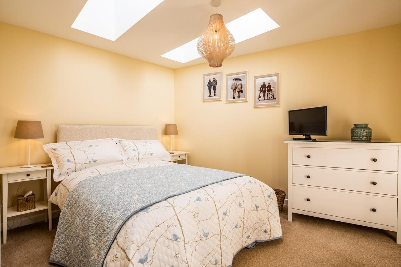 Buxton Centre Cosy Cottage With Free Secure Parking Экстерьер фото
